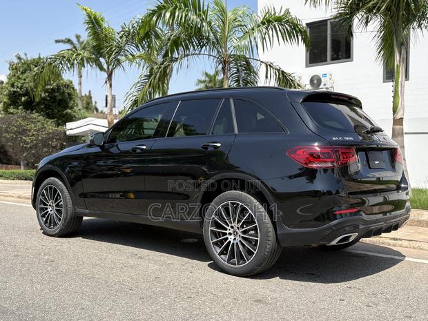 Mercedes-Benz GLC-Class 2021 Black · Photo 3