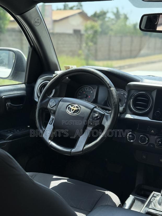 Toyota Tacoma TRD Sport 2017 White