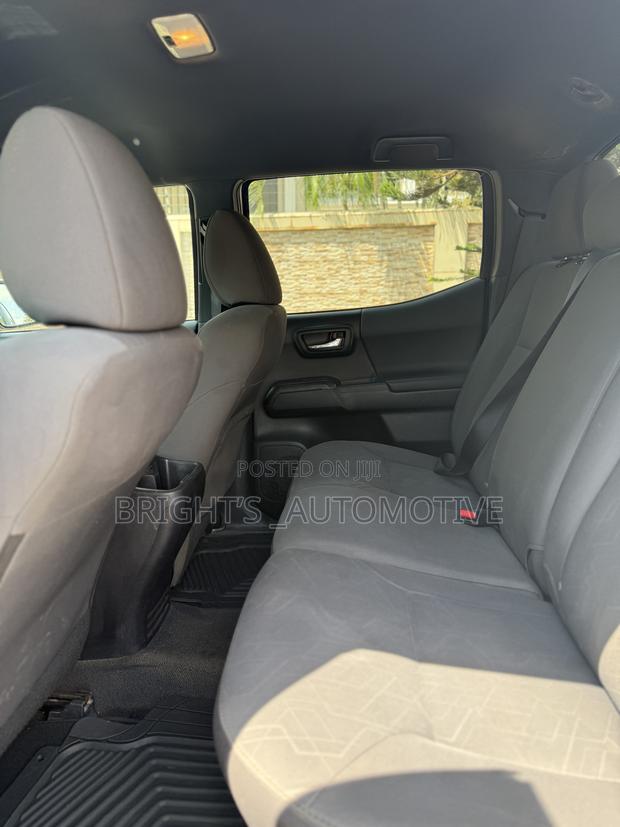 Toyota Tacoma TRD Sport 2017 White