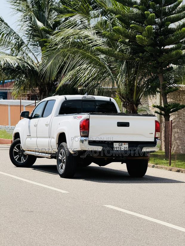 Toyota Tacoma TRD Sport 2017 White