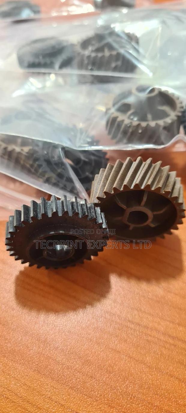 Hp E87660 Fuser Gear photo 2