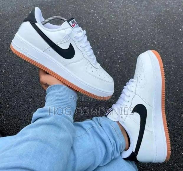 Nike Air Force 1 Low White Obsidian · Photo 4