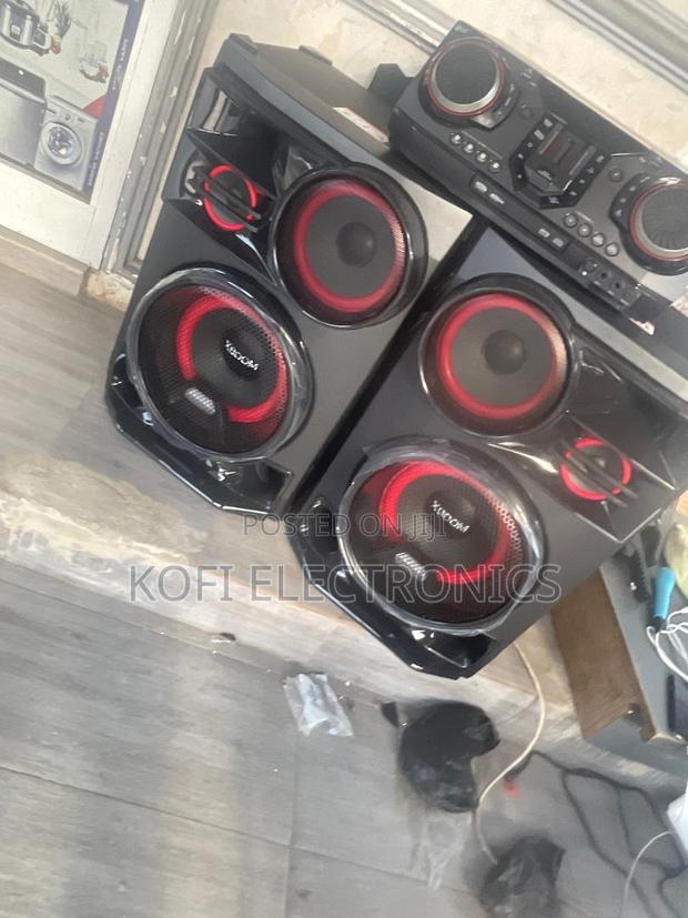 Karaoke Night Ready Lg Speaker · Photo 2