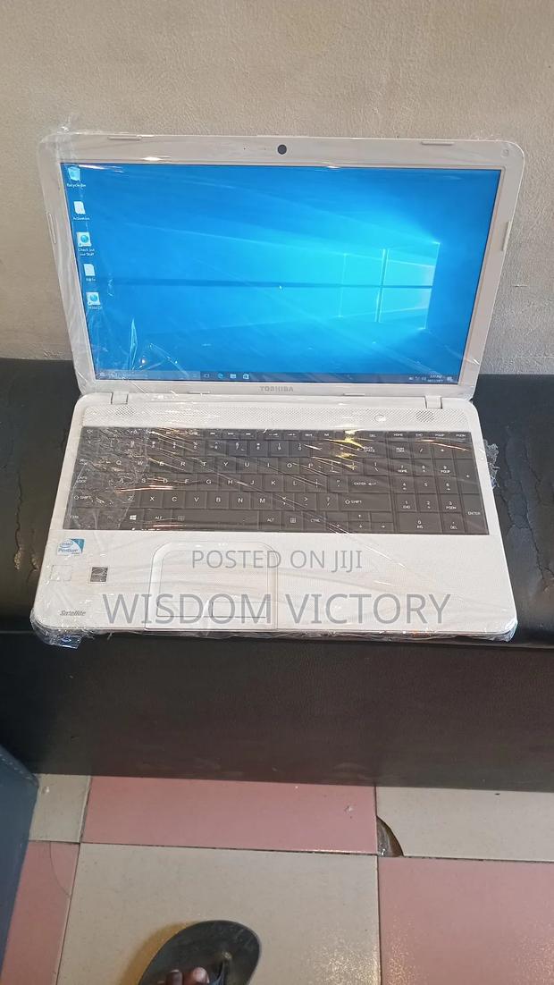 New Laptop Toshiba Satellite C665 4GB Intel HDD 320GB photo 3