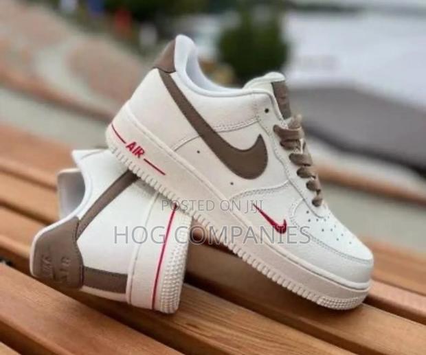 Nike Air Force 1 Low Milk Coffee · Photo 3