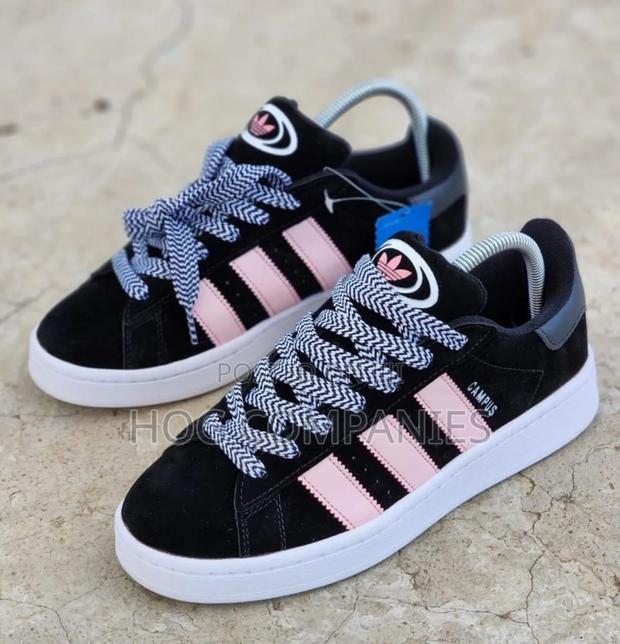 Adidas Campus Sneakers · Photo 3