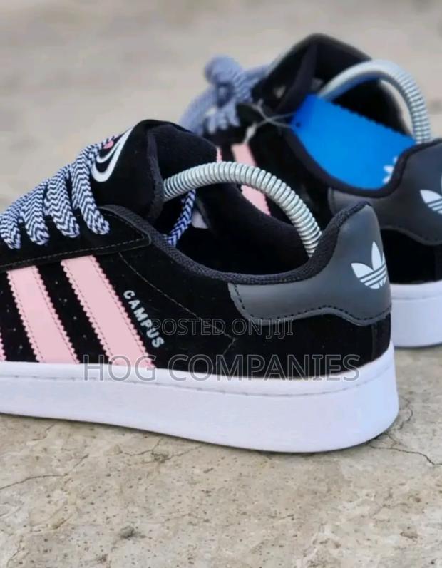 Adidas Campus Sneakers · Photo 4