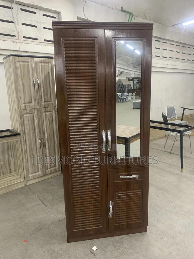 2 In 1 Wardrobe With A Mirror · Photo 4