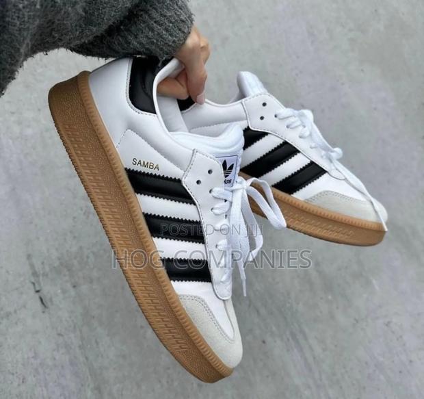 Adidas Samba XLG Shoes · Photo 3