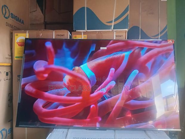 Banker TCL Digital Uhd TCL Tv · Photo 3