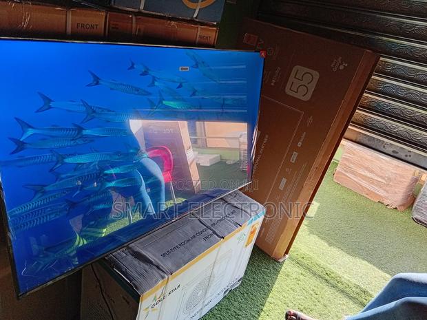 Watch the Future Smart TCL 55inches · Photo 4