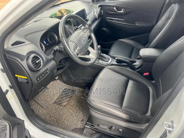 Hyundai Kona 2020 White photo 7