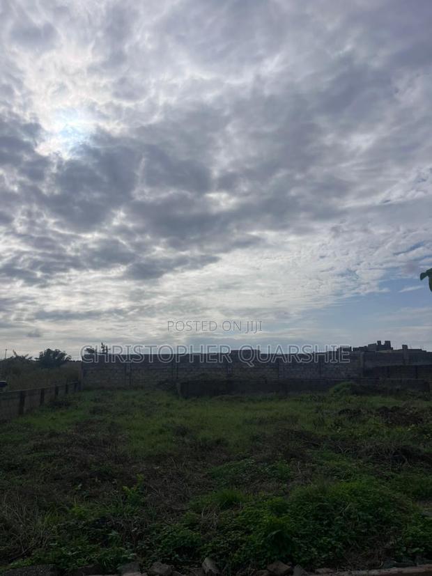 Land for Sale · Photo 3