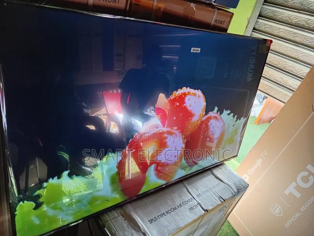 One Smart Screen TCL 55inches · Photo 3