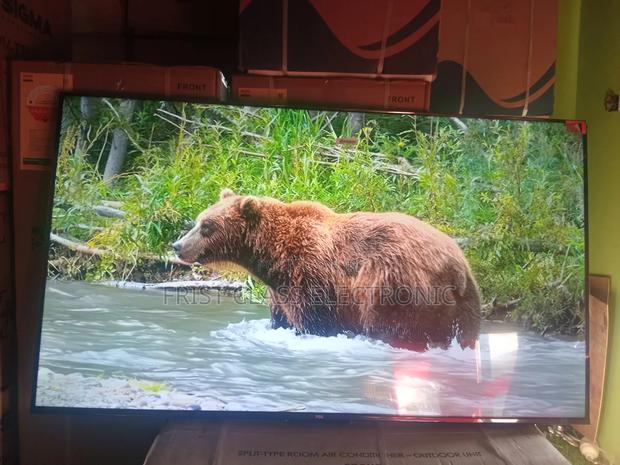 Home Happiness Comes With TCL Digital FHD TCL Tv · Photo 4
