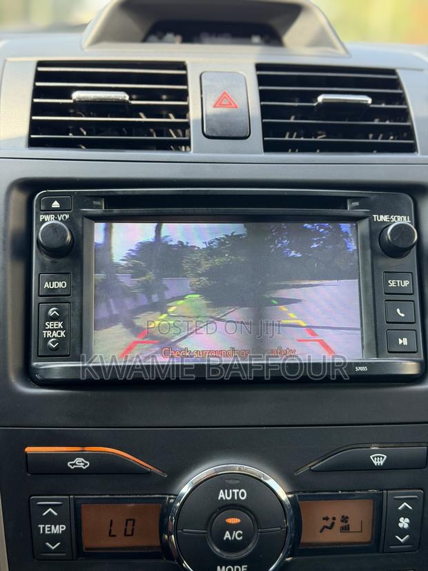 Toyota Corolla 2012 White