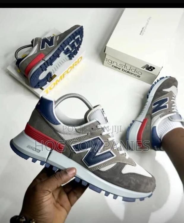 Unisex New Balance Premium Sneakers in Accra- Fast Delivery in 2 Hours · Photo 4