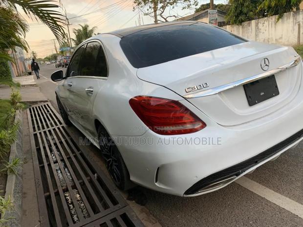Mercedes-Benz C300 Luxury 4Matic Sedan AWD (2.0L 4cyl 7A) 2016 White