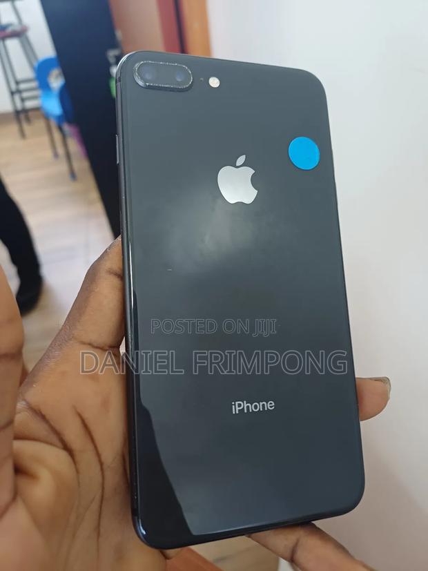 Apple iPhone 8 Plus 256 GB Black photo 2