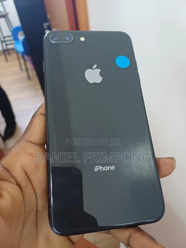 Apple iPhone 8 Plus 256 GB Black photo 3