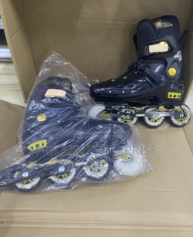 Roller Skate Boot/ Skating Boots or Shoe