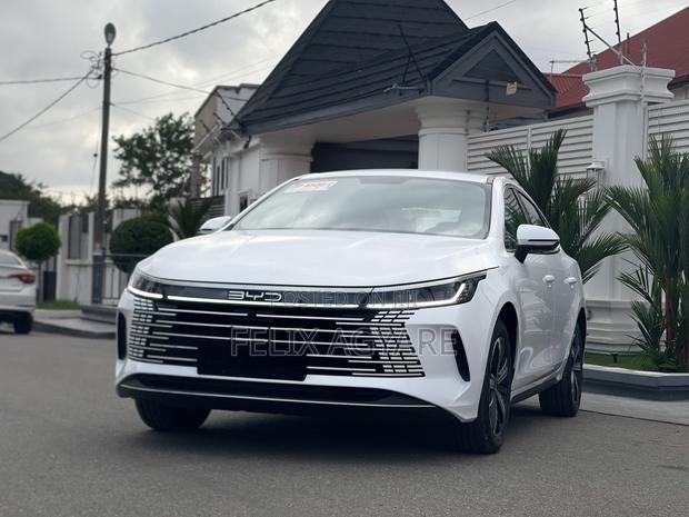 New BYD Destroyer 05 DM-i 1.5 Hybrid FWD 2024 White
