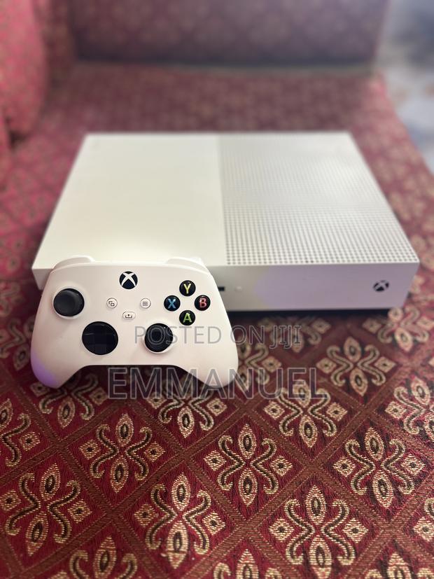 Xbox One S 1tb Gaming Pack – 17+ Games Inside