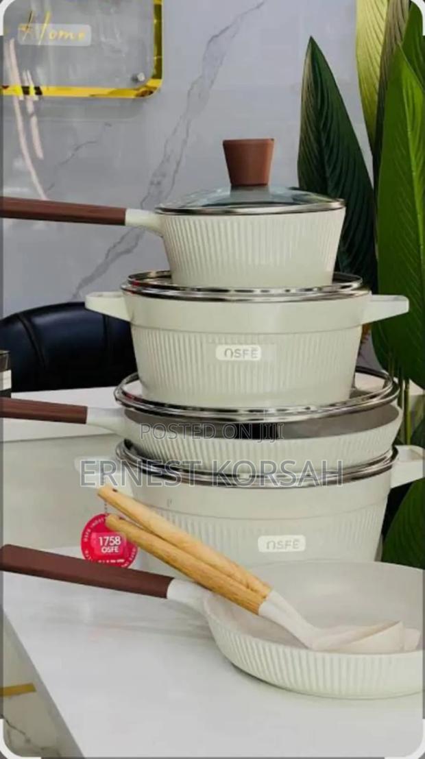 0sfe Authentic Non-Stick Cookware Set · Photo 2