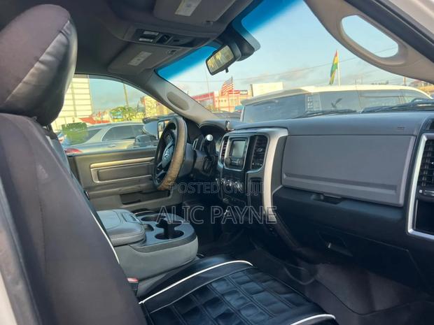 Dodge RAM 1500 5.7 Petrol AWD 2016 White