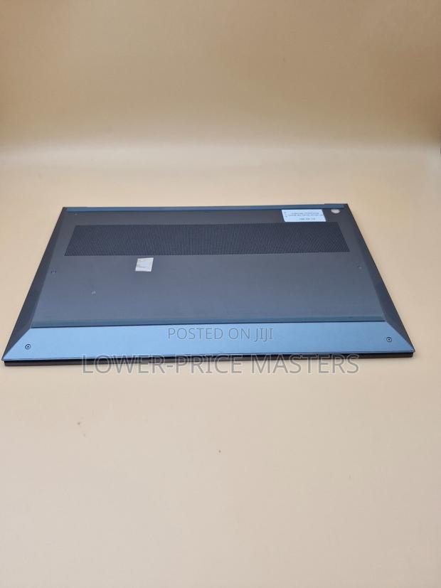 New Laptop HP ZBook Studio G8 32GB Intel Core I7 SSD 512GB photo 3