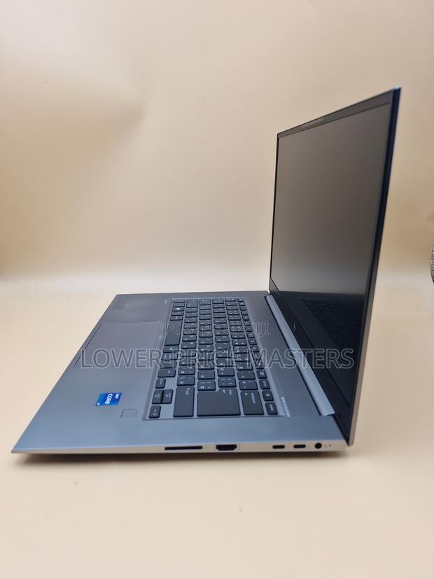 New Laptop HP ZBook Studio G8 32GB Intel Core I7 SSD 512GB photo 7
