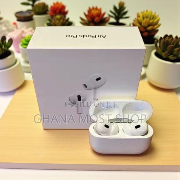 2nd Generation Pro 2 Airpods (30020) photo 2
