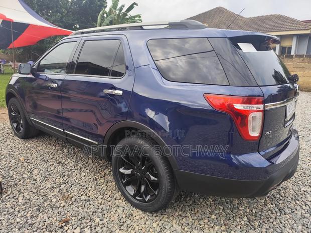 Ford Explorer Base 4dr 4x4 (3.5L 6cyl 6A) 2013 Blue