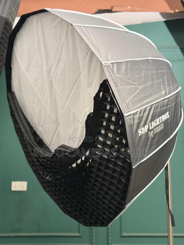 Beams Deep Parabolic Softbox +Diffusers + Beauty Dish Plate + Grid photo 2
