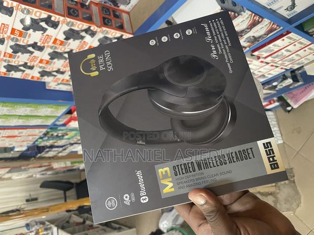 M3 Stereo Wireless Headphones · Photo 4