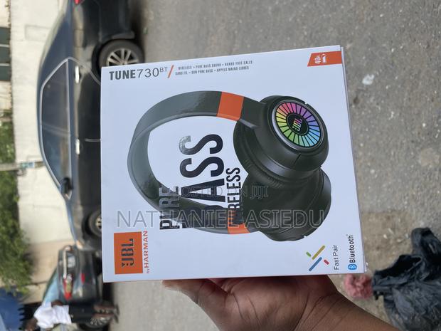 JBL Tune 730bt Wireless Over-Ear Headphone.