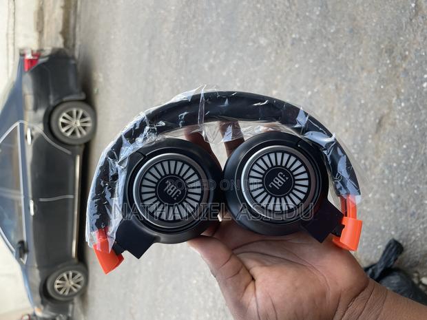 JBL Tune 730bt Wireless Over-Ear Headphone. photo 2