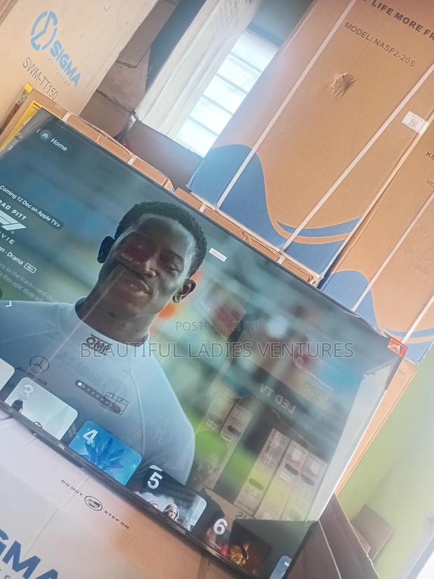 Smart TCL 43inches Attentive Looking Feature for Your Smile · Photo 3
