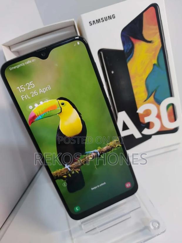 New Samsung Galaxy A30 64 GB photo 2