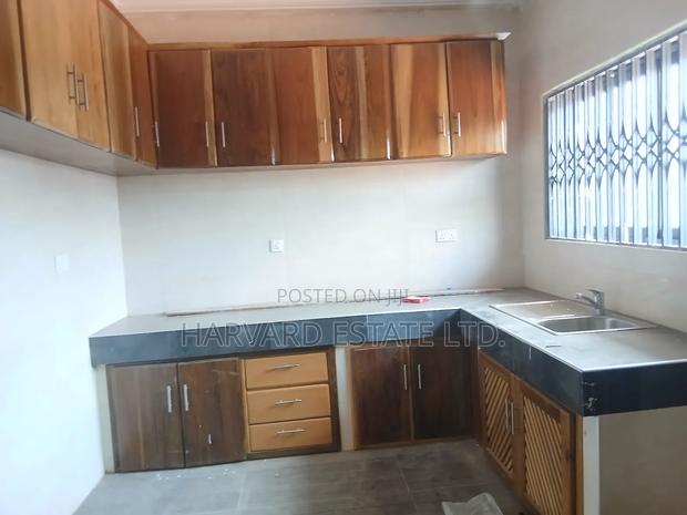 3bdrm Apartment in Tech Apemso Knust, Kumasi Metropolitan for rent photo 12