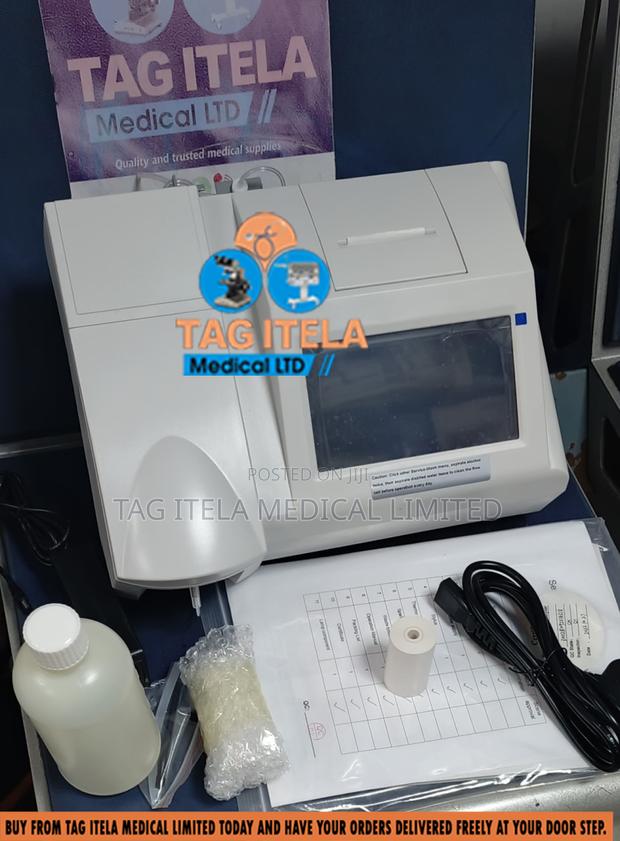 Chemistry Analyzer (Semi-Auto) · Photo 3