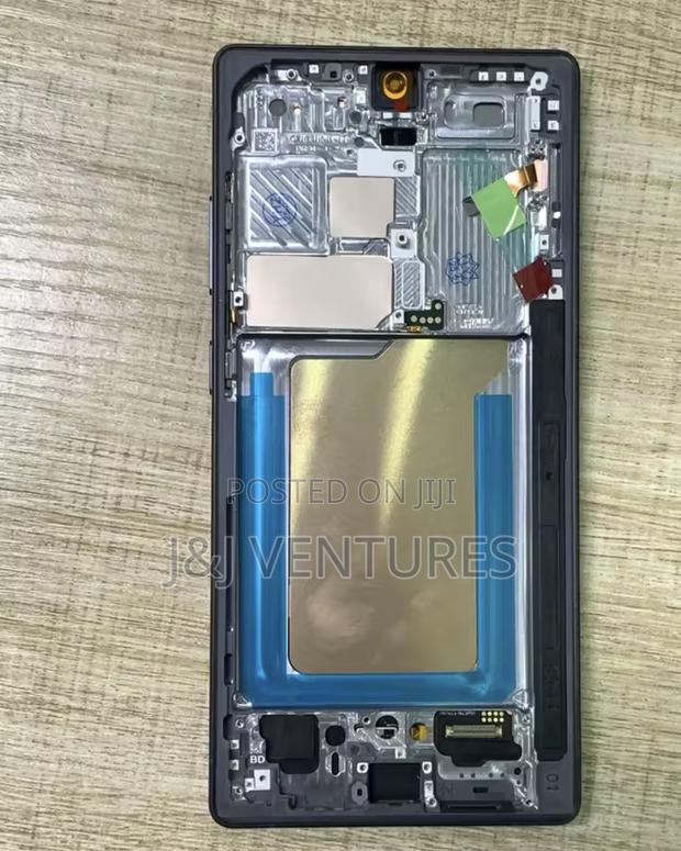 Samsung S25 Ultra Oled Screen · Photo 3