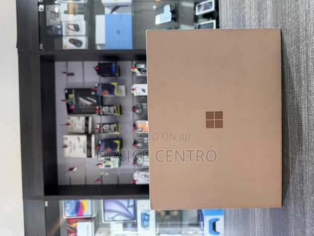 New Microsoft Surface Pro 11th Edition, a Copilot+ PC 16GB SSD 512GB photo 3
