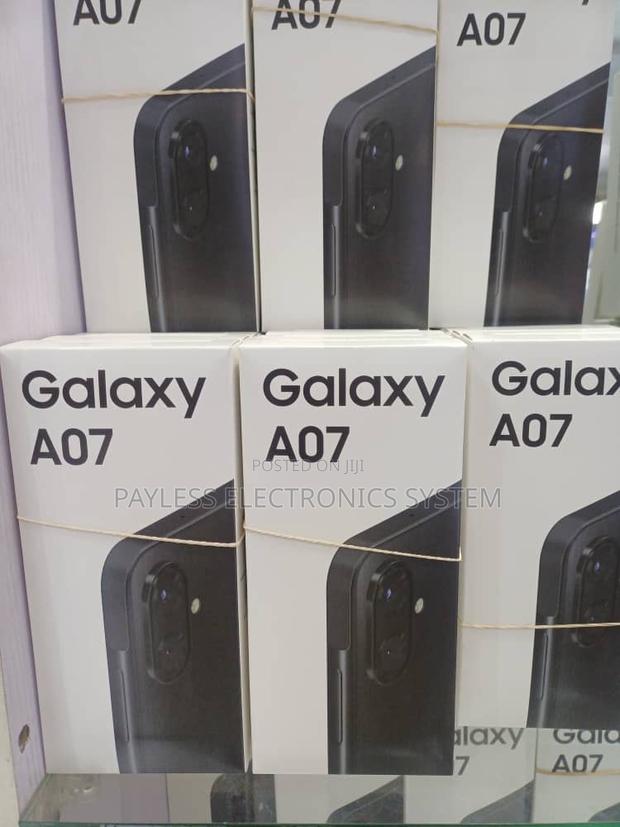 New Samsung Galaxy A07 4G 128 GB Black