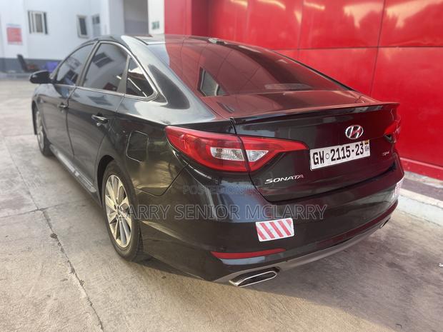 Hyundai Sonata SE 4dr Sedan (2.4L 4cyl 6A) 2015 Black