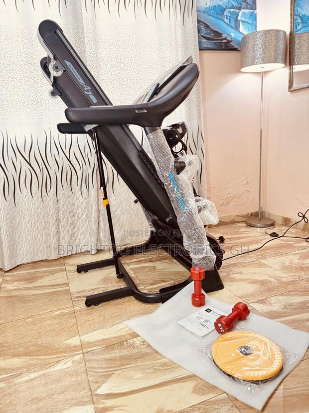 Super Techno Fitness Treadmill photo 2