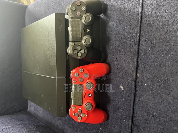 Playstation 4 500gb | 8 Games Installed