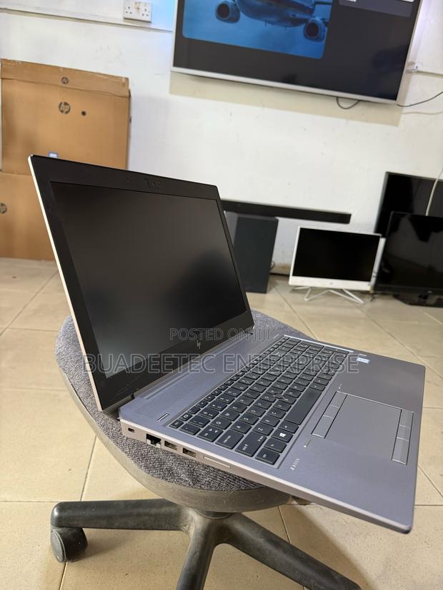 Laptop HP ZBook 15 G5 32GB Intel Core I7 SSD 512GB photo 3