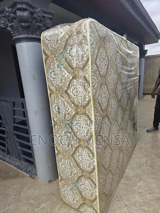 Queen Size 20 Inches · Photo 3