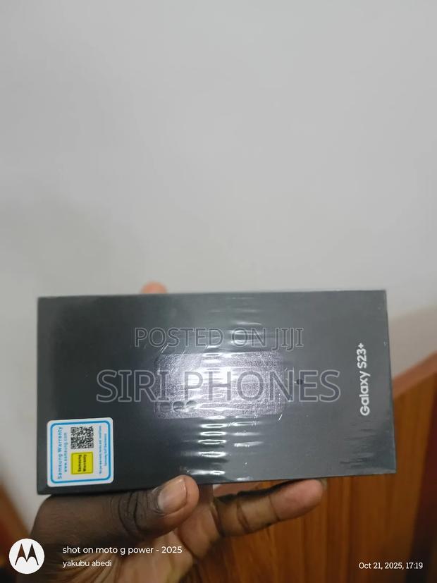 New Samsung Galaxy S23+ 256 GB Black photo 2